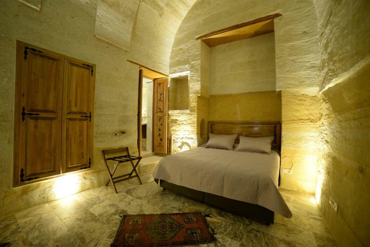 Crassus Cave Hotel Юргюп Екстериор снимка