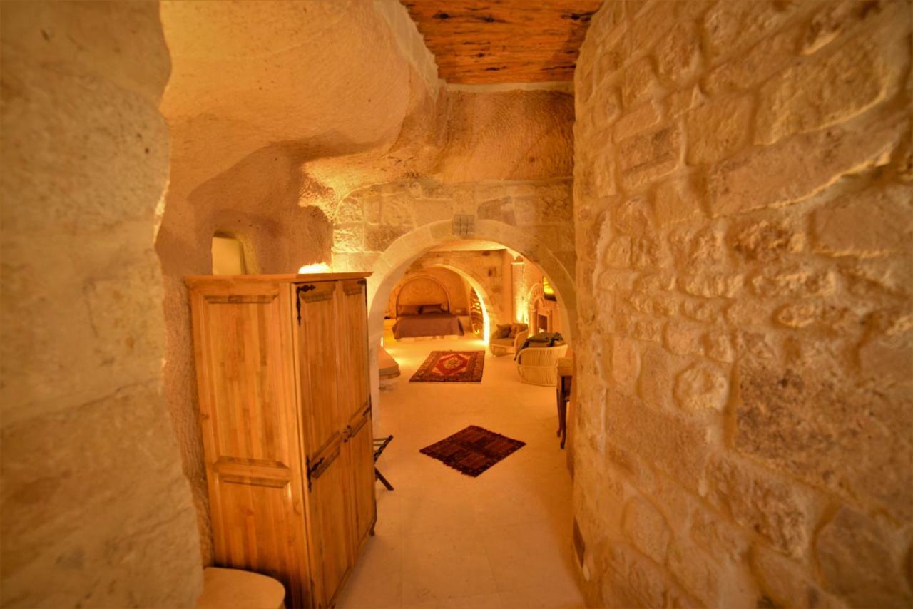 Crassus Cave Hotel Юргюп Екстериор снимка